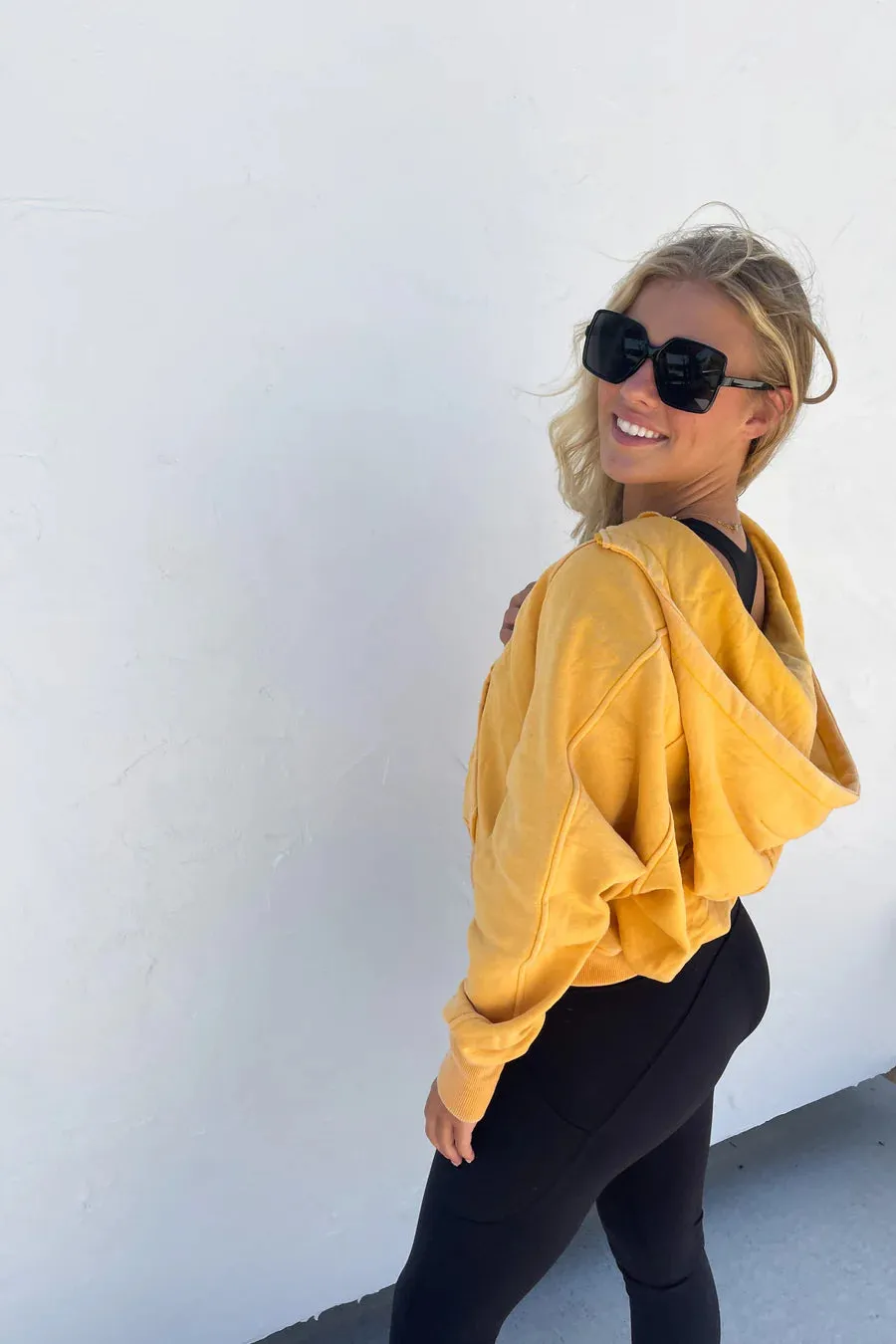 Easy Does It Pullover (Mango)