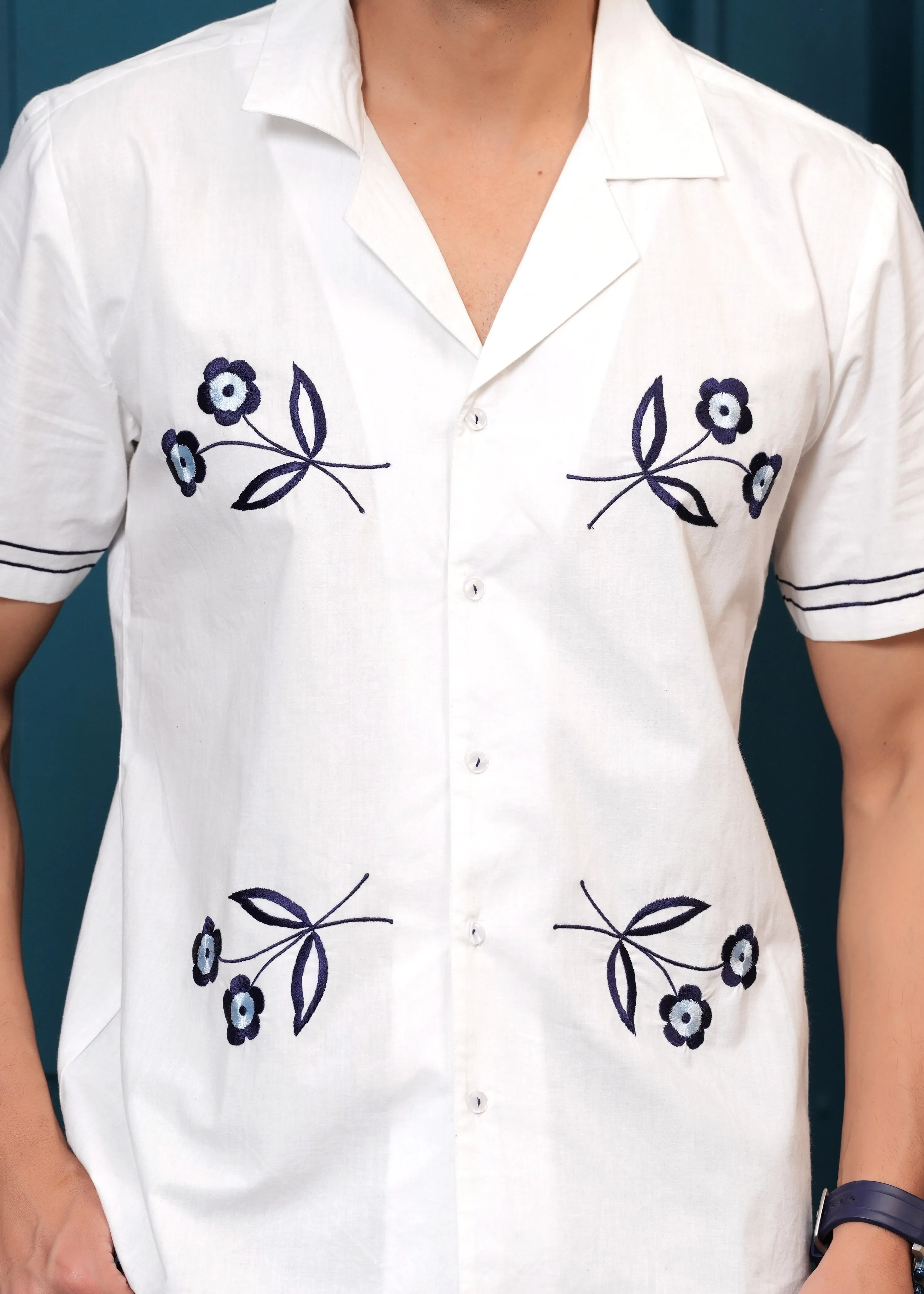 Embroiderd Spread Collor Cotton Casual Shirt