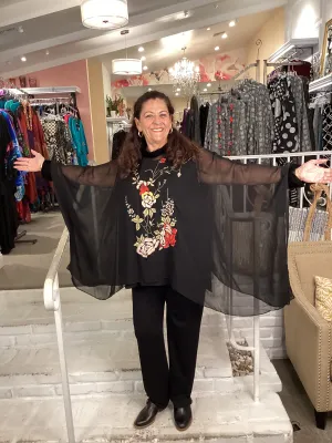 RED FLORAL EMBROIDERED TUNIC